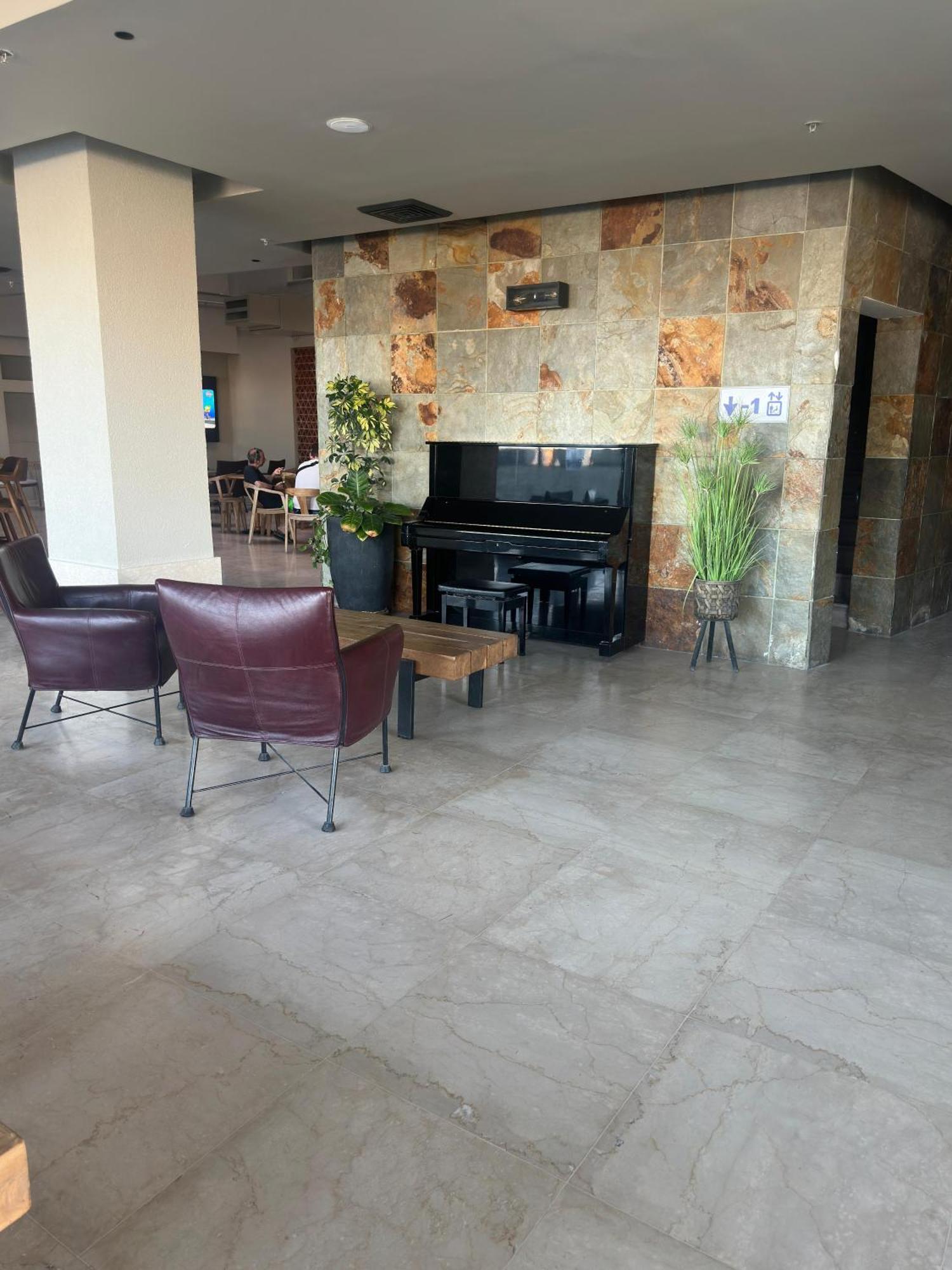 Comfort Hotel Ейлат Екстер'єр фото